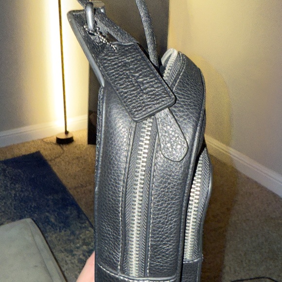 Authentic Coach Racer Sling Pack - Picture 2 of 4